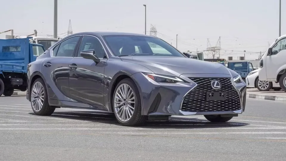 Lexus IS 2024 из ОАЭ — купить под ключ