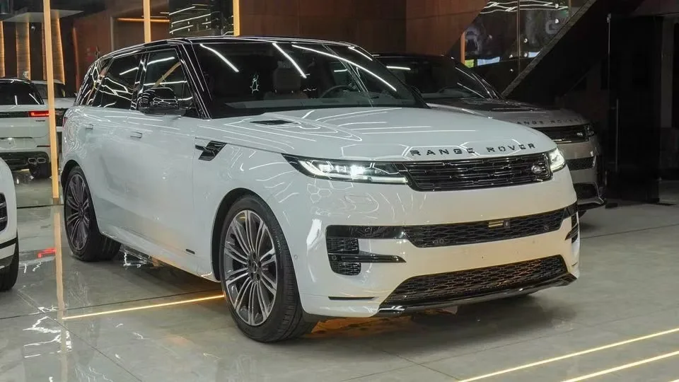 Land Rover Range Rover Sport 2025 из ОАЭ — купить под ключ