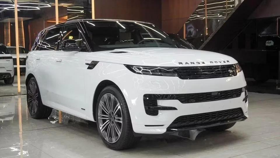 Land Rover Range Rover Sport 2025 из ОАЭ — купить под ключ