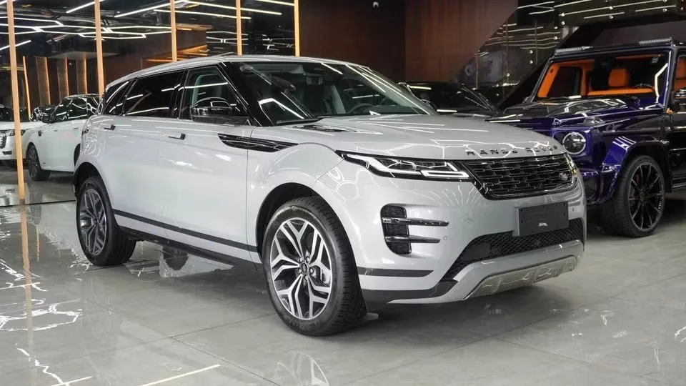 Land Rover Range Rover Evoque 2025 из ОАЭ — купить под ключ