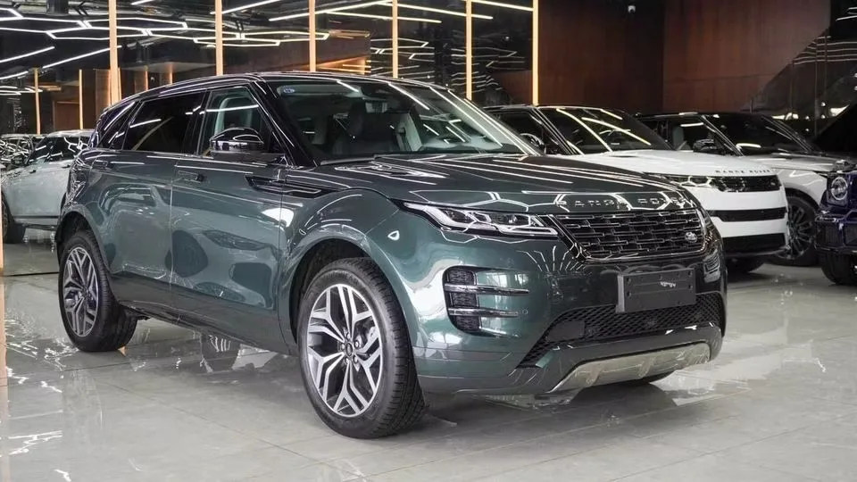Land Rover Range Rover Evoque 2025 из ОАЭ — купить под ключ