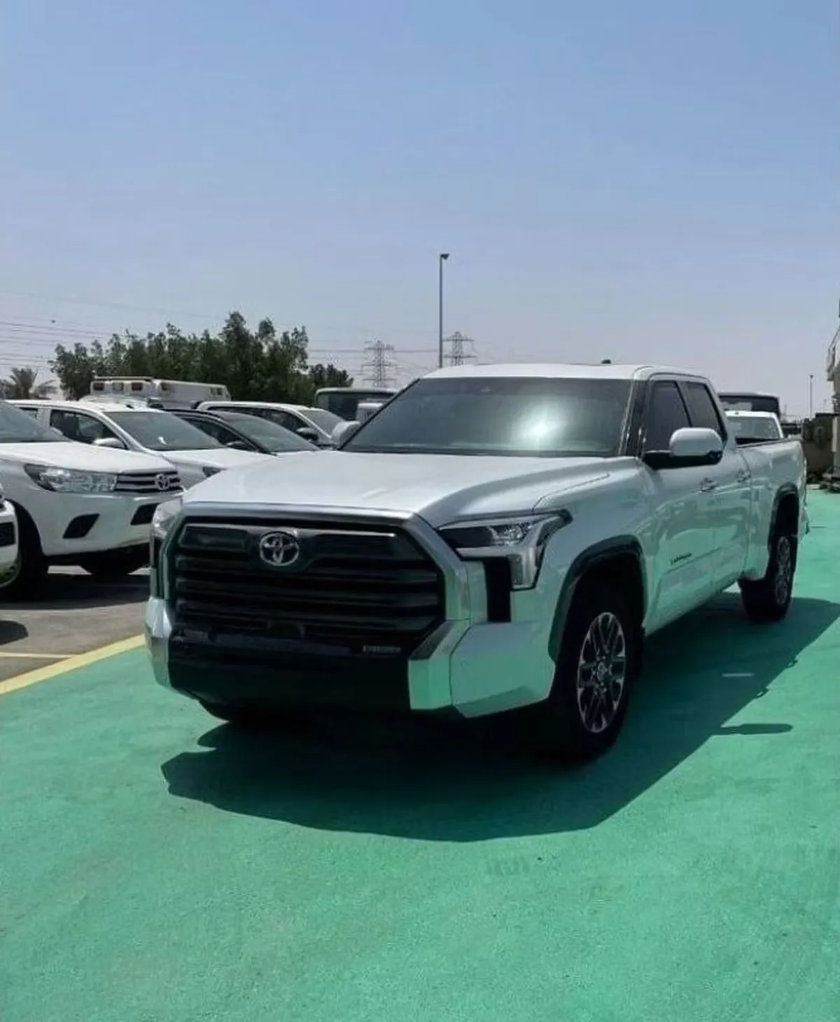 Toyota Tundra 2023 из ОАЭ — купить под ключ