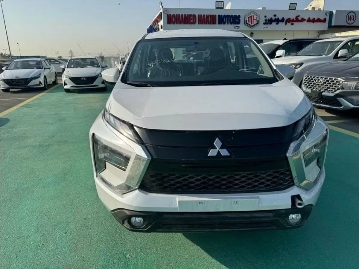 Mitsubishi Xpander 2024 из ОАЭ — купить под ключ