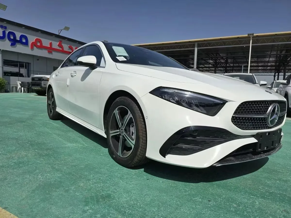 Mercedes-Benz A-Class 2025 из ОАЭ — купить под ключ