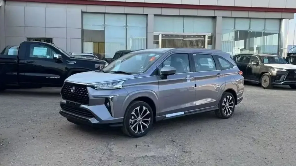 Toyota Veloz 2023 из ОАЭ — купить под ключ