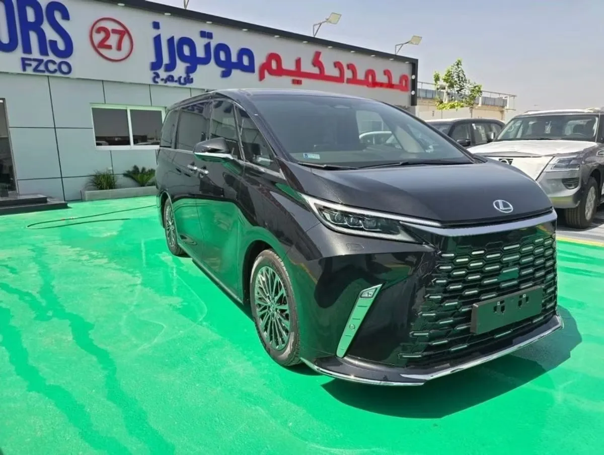 Lexus LM 2024 из ОАЭ — купить под ключ