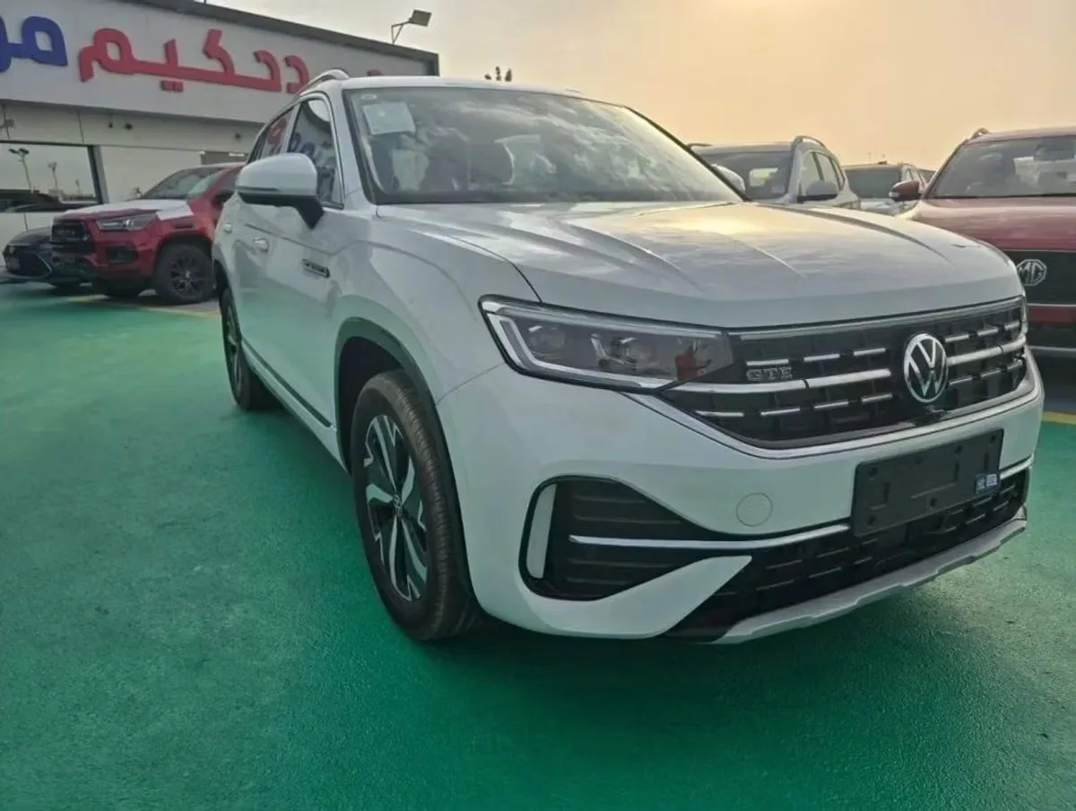 Volkswagen ID.4 2024 из ОАЭ — купить под ключ