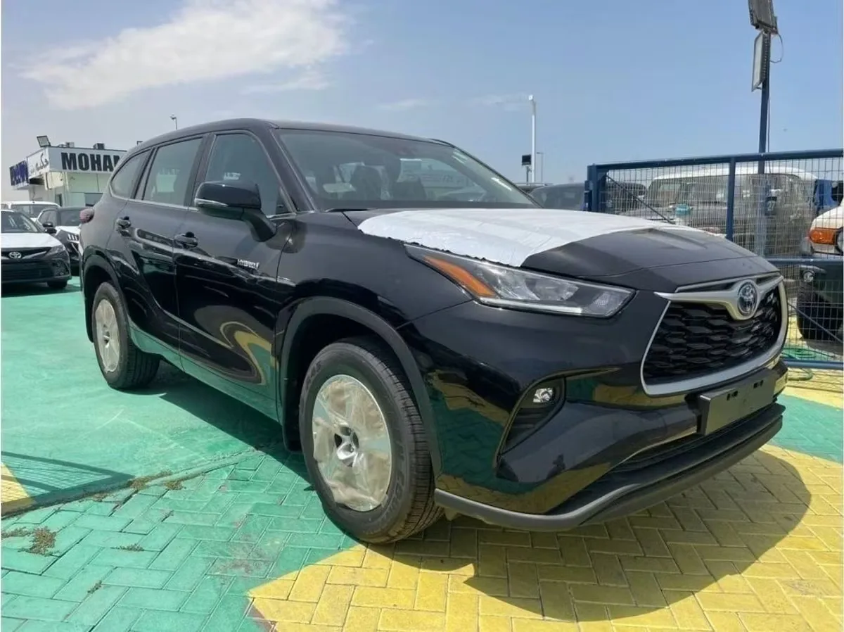 Toyota Highlander 2024 из ОАЭ — купить под ключ