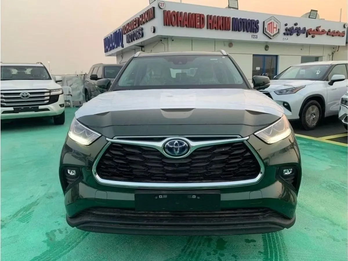 Toyota Highlander 2024 из ОАЭ — купить под ключ