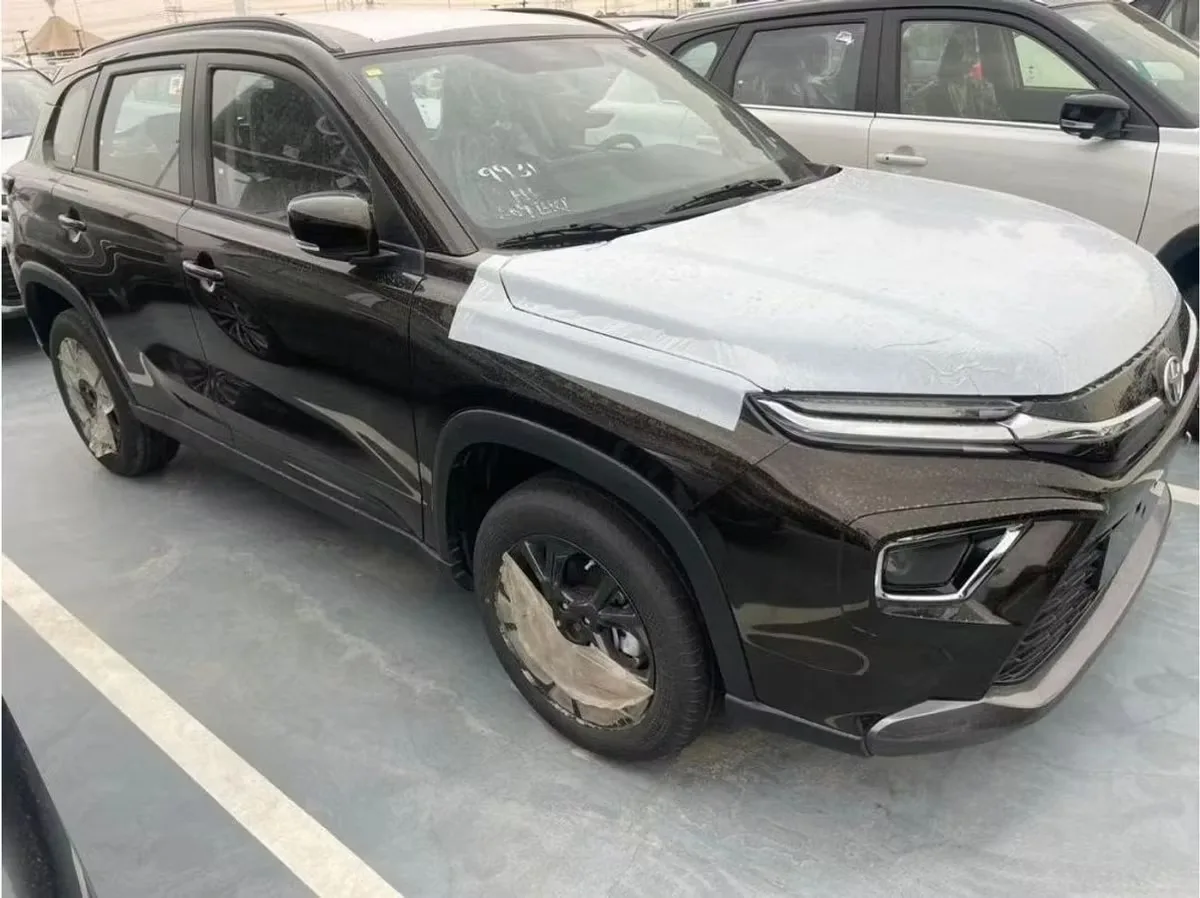 Toyota Urban Cruiser 2023 из ОАЭ — купить под ключ