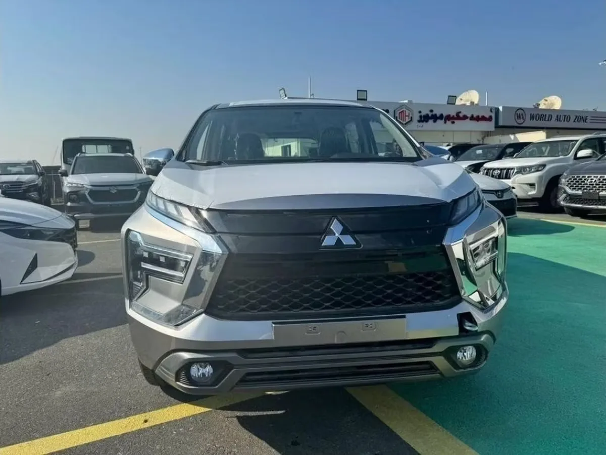 Mitsubishi Xpander 2024 из ОАЭ — купить под ключ
