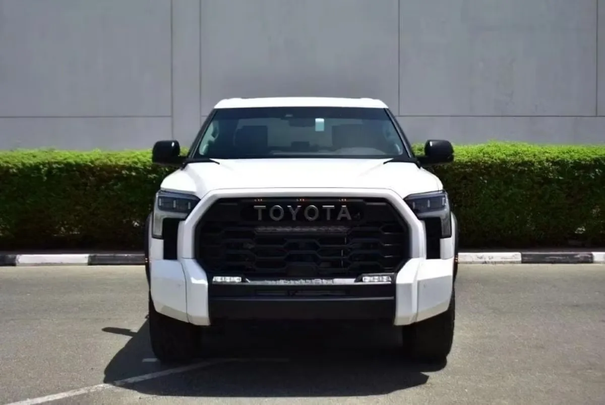 Toyota Tundra 2023 из ОАЭ — купить под ключ