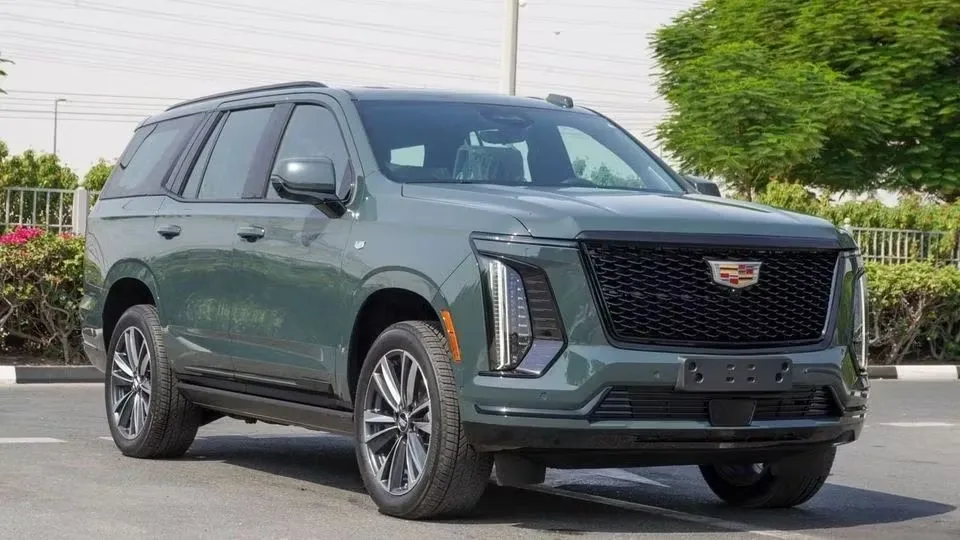 Cadillac Escalade 2025 из ОАЭ — купить под ключ