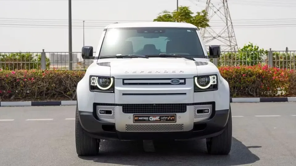 Land Rover Defender 2024 из ОАЭ — купить под ключ