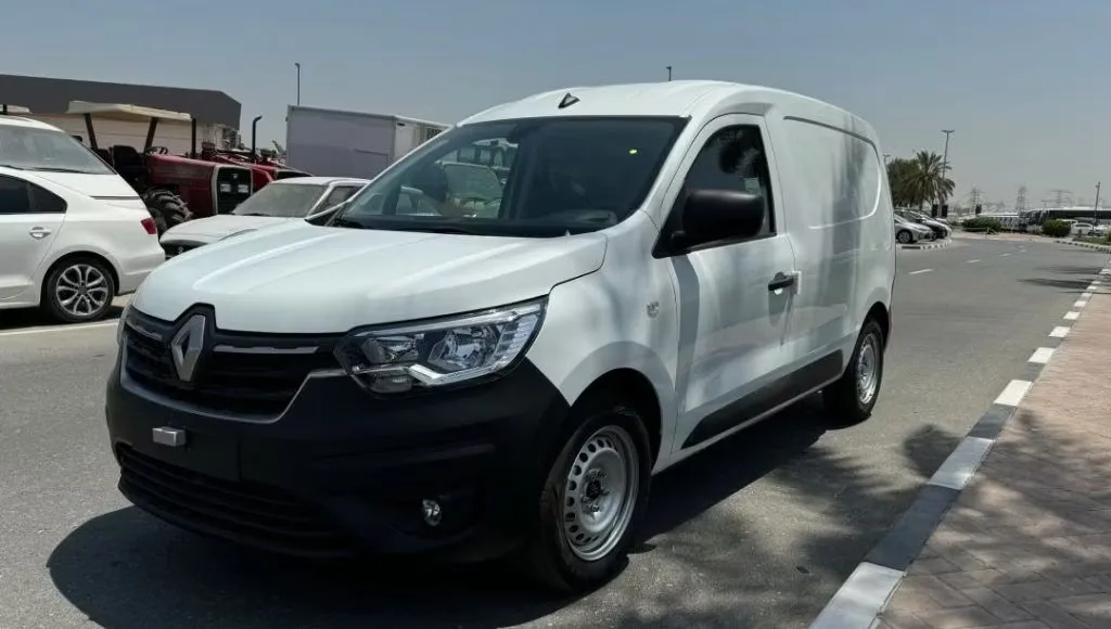 Renault Express 2024 из ОАЭ — купить под ключ