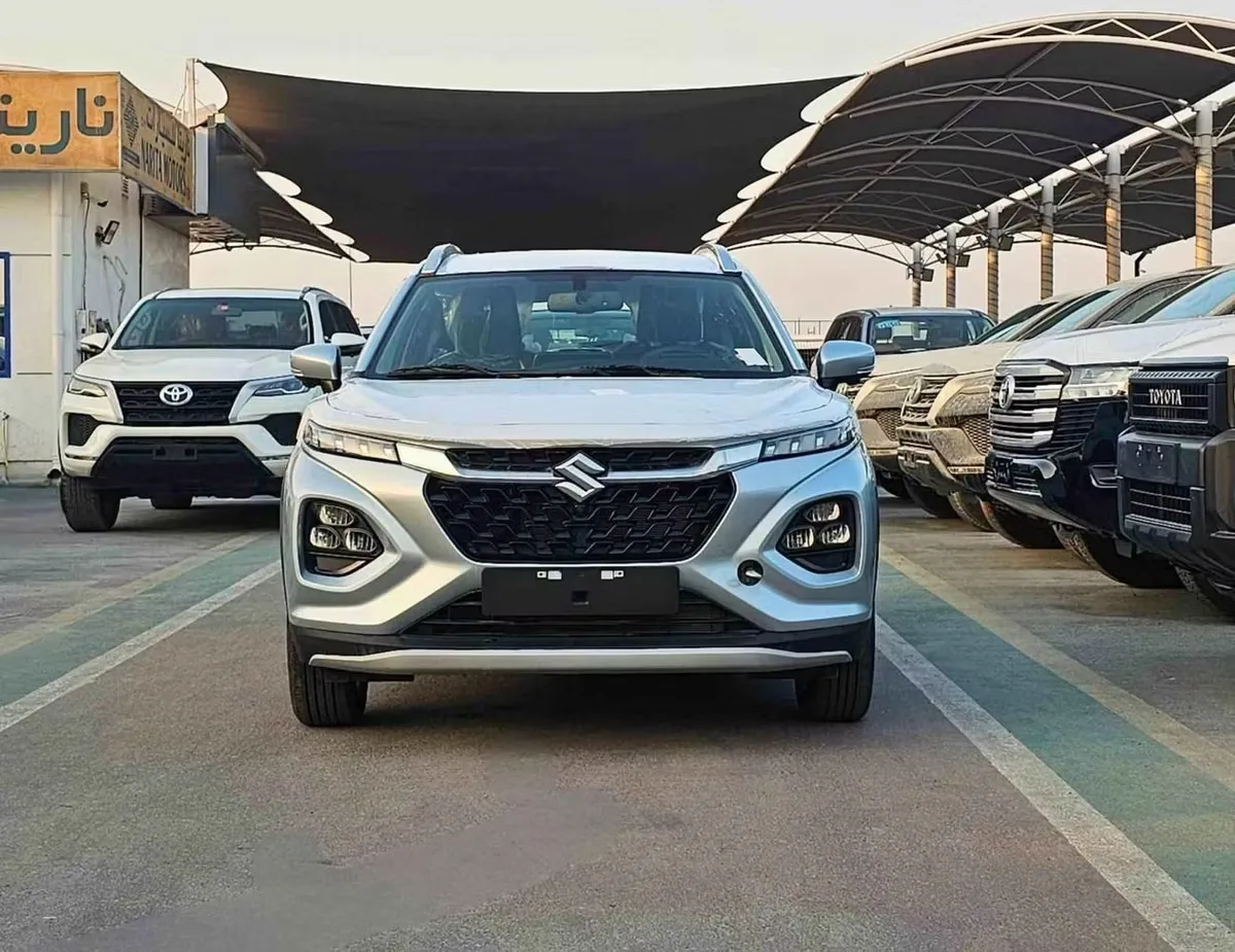 Suzuki Fronx 2025 из ОАЭ — купить под ключ