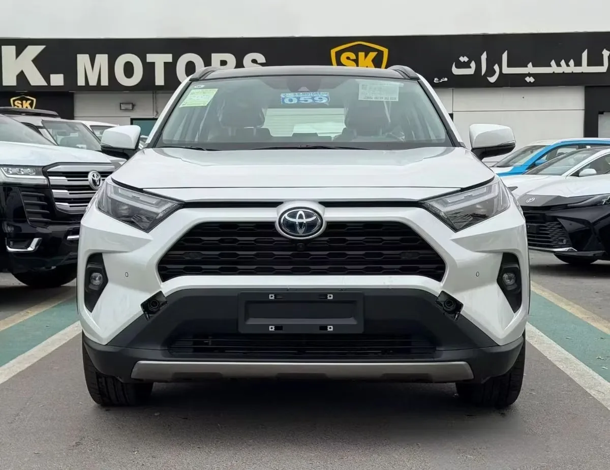 Toyota RAV4 2024 из ОАЭ — купить под ключ