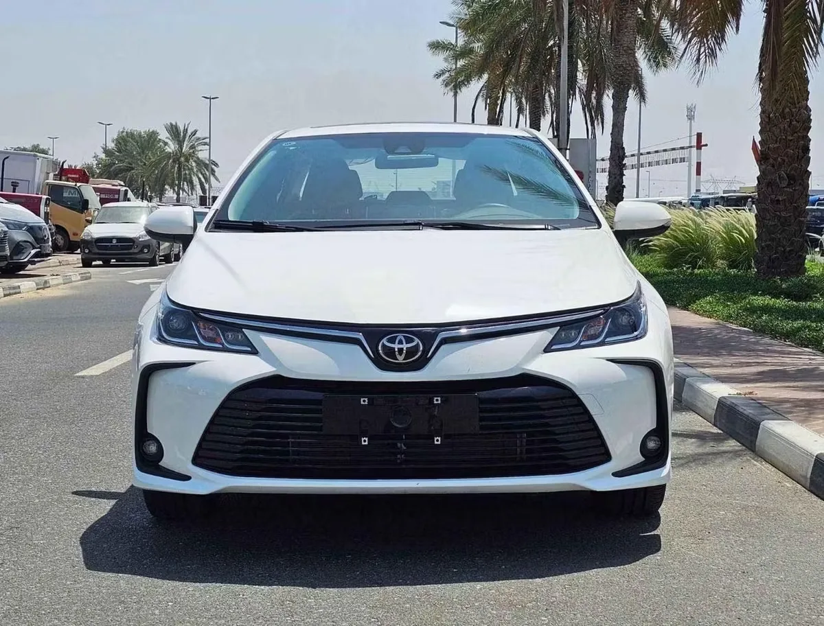 Toyota Corolla 2023 из ОАЭ — купить под ключ