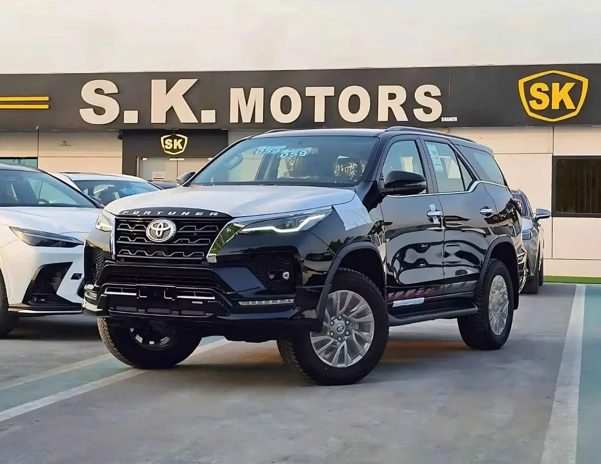 Toyota Fortuner 2025 из ОАЭ — купить под ключ