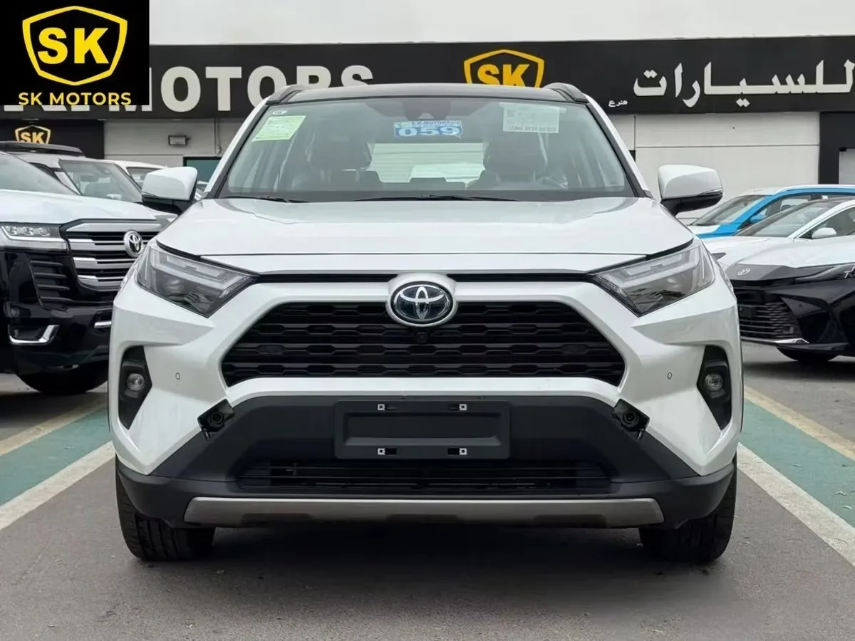 Toyota RAV4 2024 из ОАЭ — купить под ключ