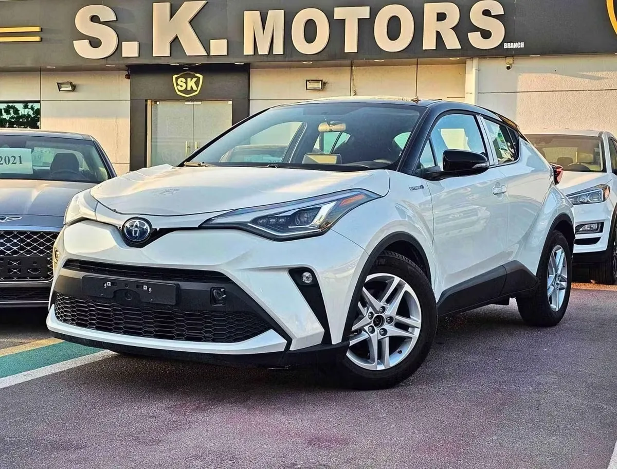 Toyota C-HR 2023 из ОАЭ — купить под ключ