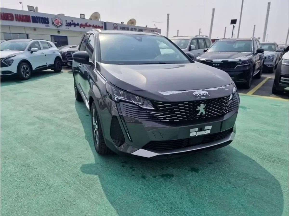 Peugeot 5008 2024 из ОАЭ — купить под ключ