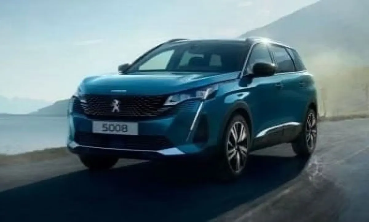 Peugeot 5008 2024 из ОАЭ — купить под ключ