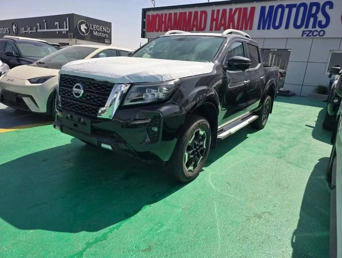 Nissan Navara (Frontier) 2023 из ОАЭ — купить под ключ