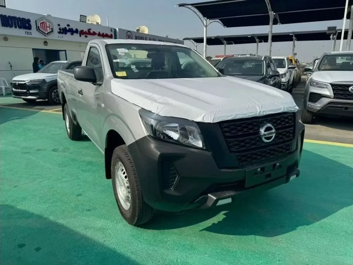 Nissan Navara (Frontier) 2023 из ОАЭ — купить под ключ