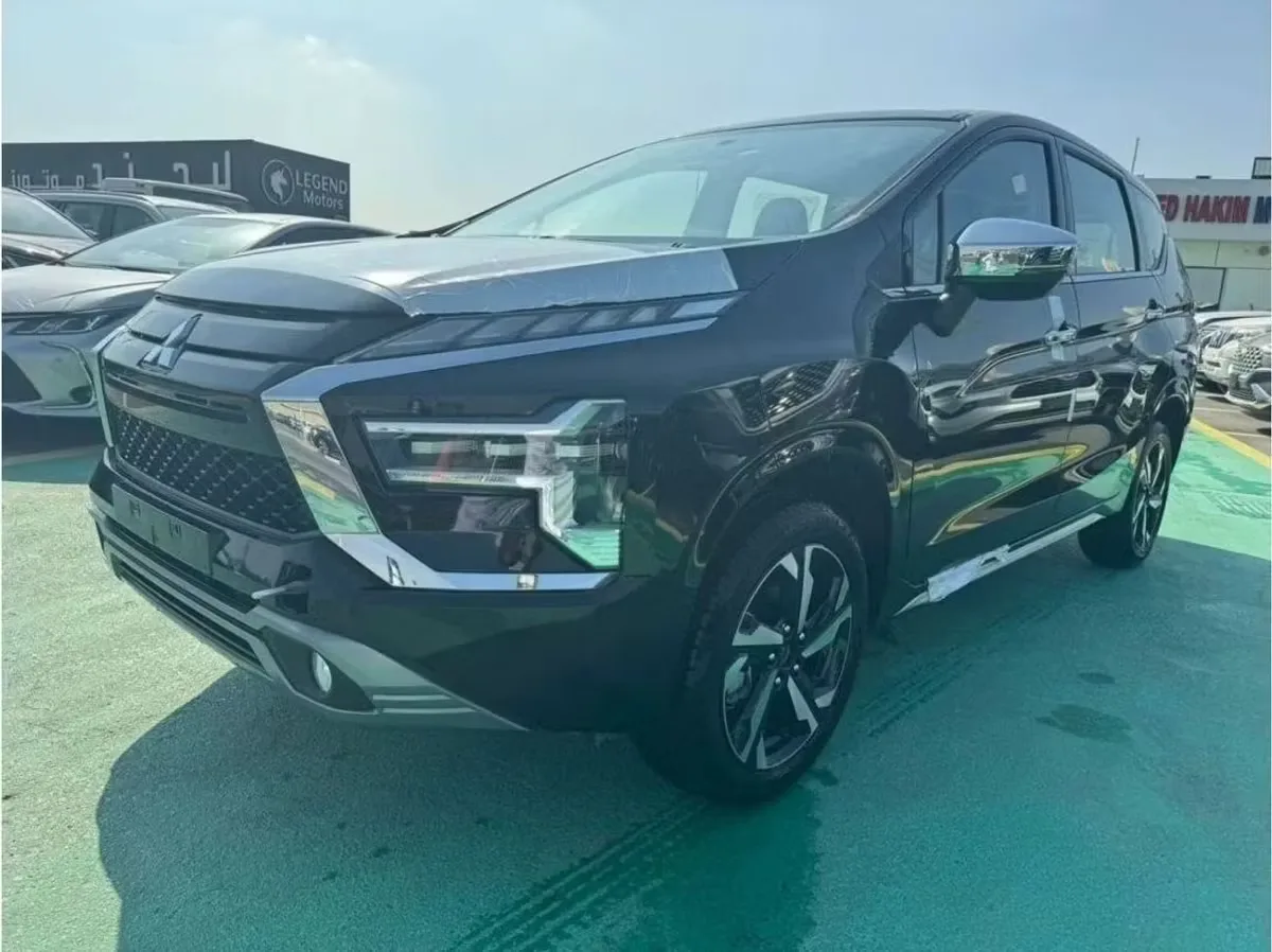 Mitsubishi Xpander 2024 из ОАЭ — купить под ключ
