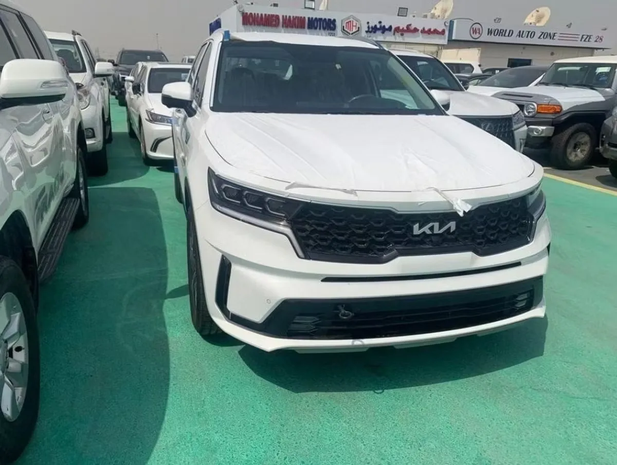 KIA Sorento 2023 из ОАЭ — купить под ключ