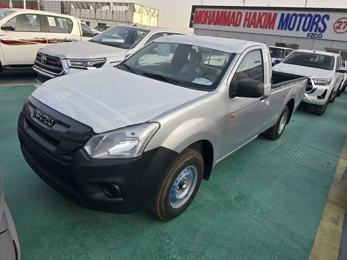 Isuzu D-Max 2025 из ОАЭ — купить под ключ