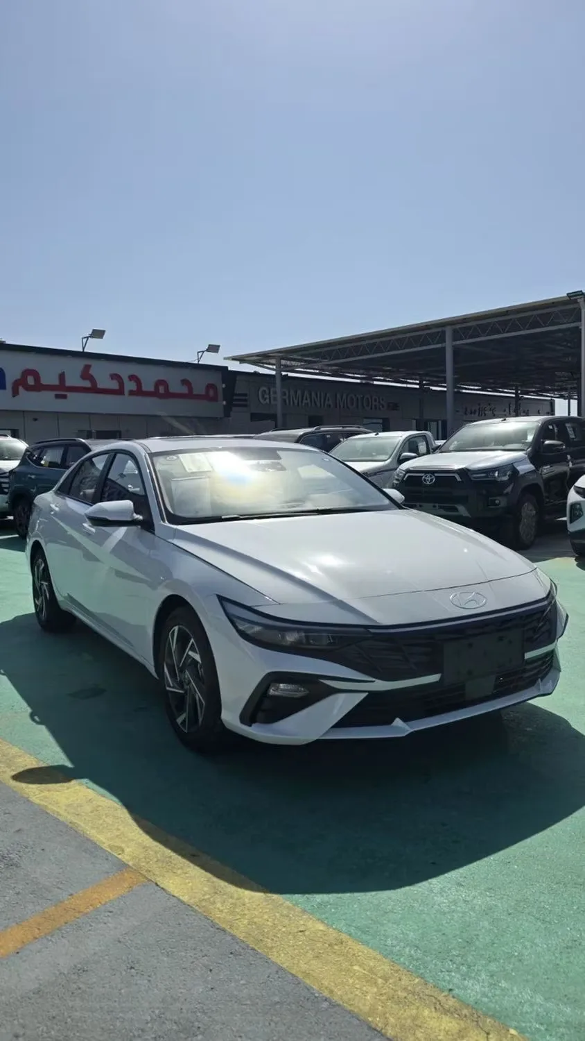 Hyundai Elantra 2025 из ОАЭ — купить под ключ