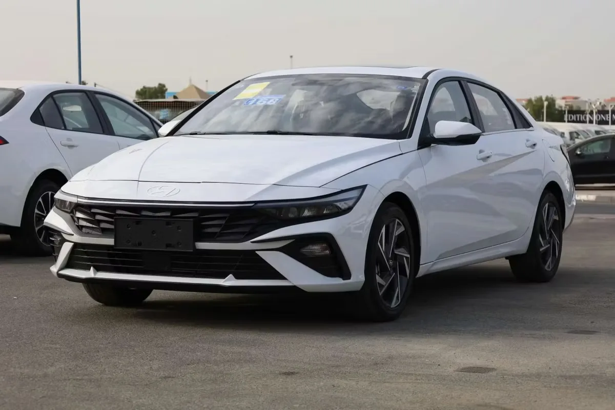 Hyundai Elantra 2025 из ОАЭ — купить под ключ