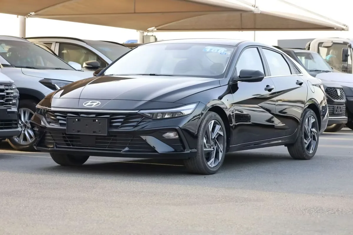Hyundai Elantra 2025 из ОАЭ — купить под ключ