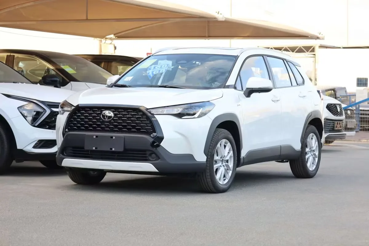 Toyota Corolla Cross 2024 из ОАЭ — купить под ключ