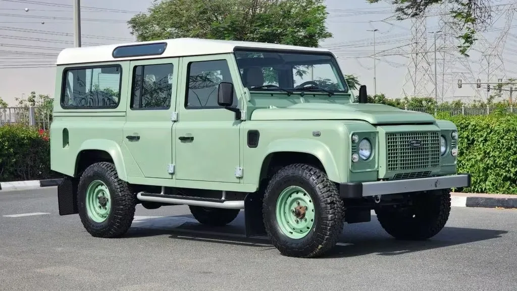 Land Rover Defender 2016 из ОАЭ — купить под ключ