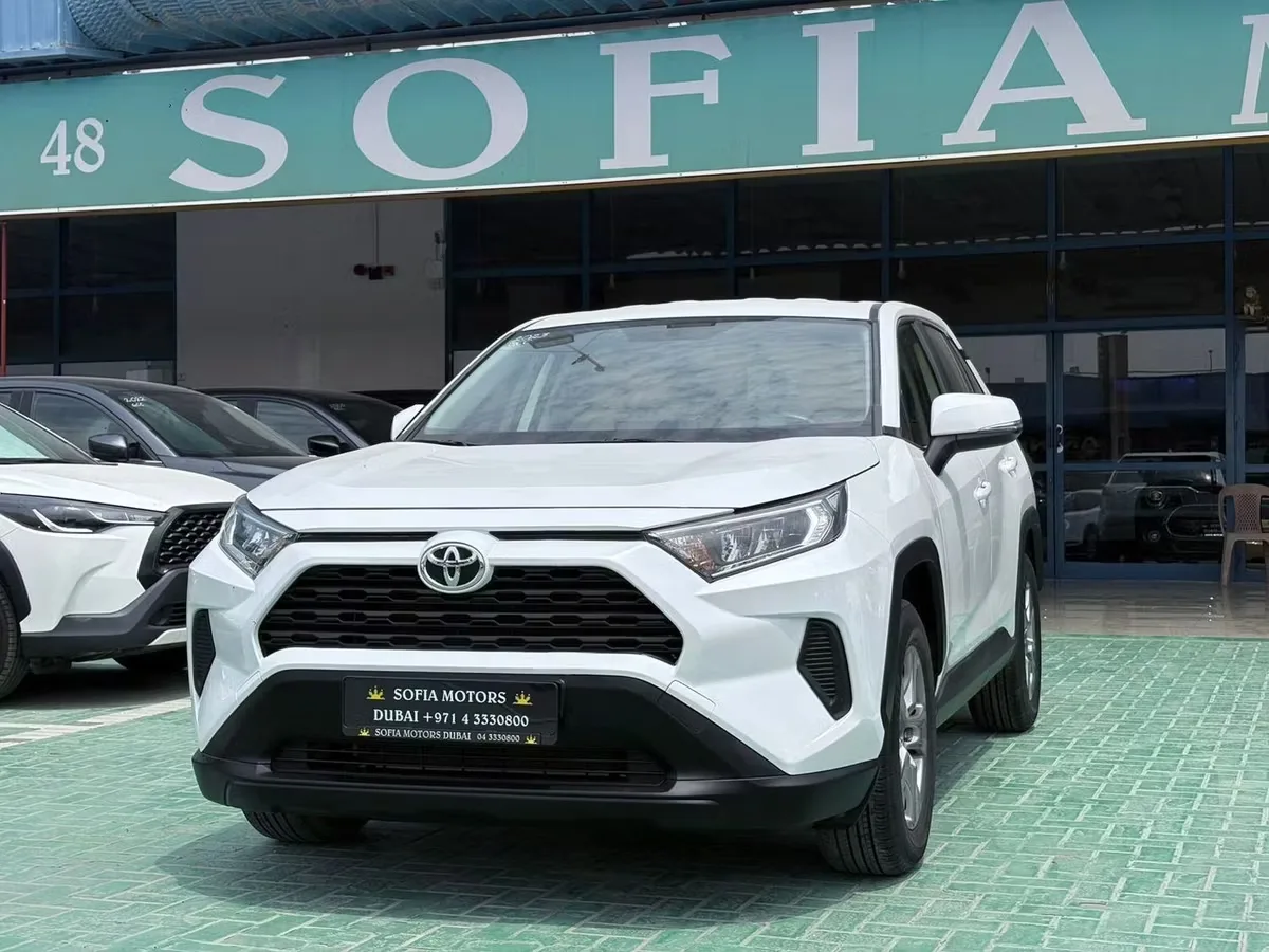 Toyota RAV4 2023 из ОАЭ — купить под ключ