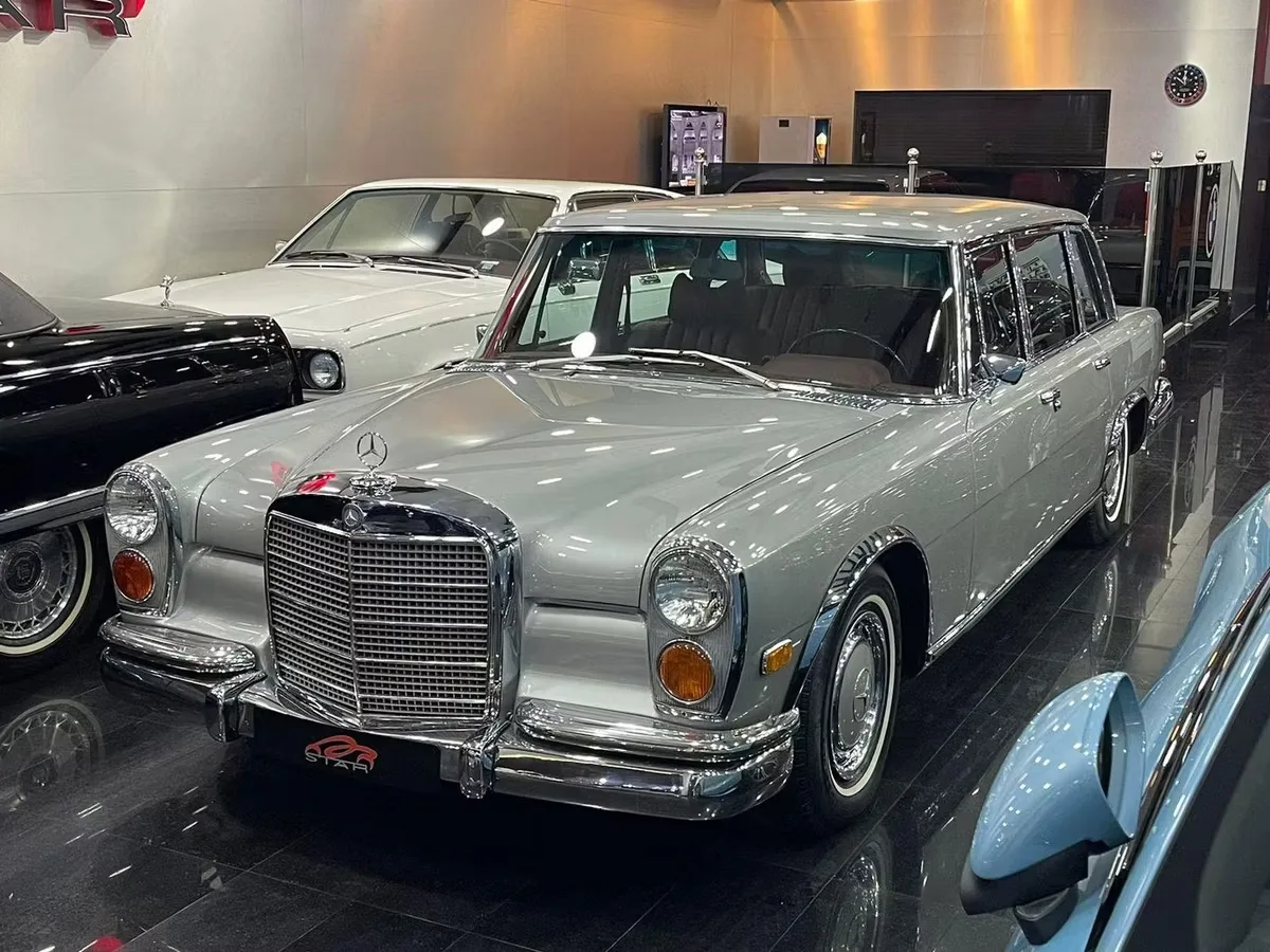 Mercedes-Benz W100 1972 из ОАЭ — купить под ключ