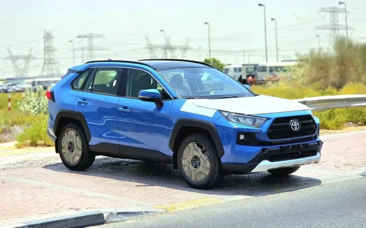 Toyota RAV4 2025 из ОАЭ — купить под ключ