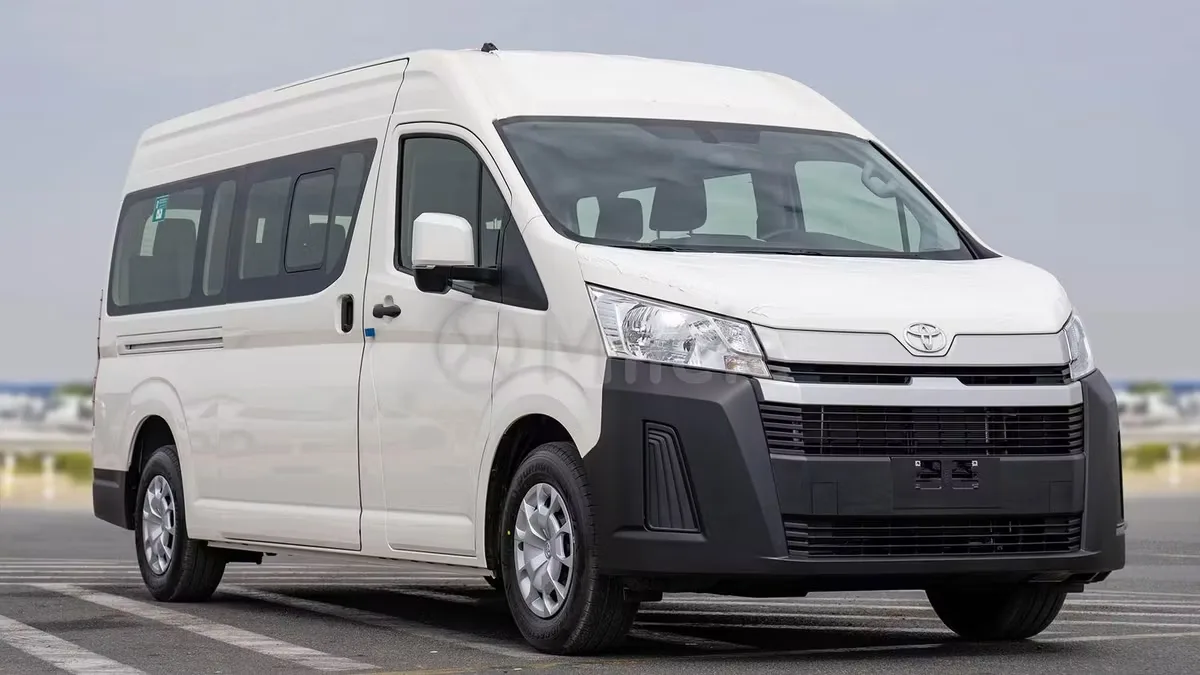 Toyota HiAce 2025 из ОАЭ — купить под ключ
