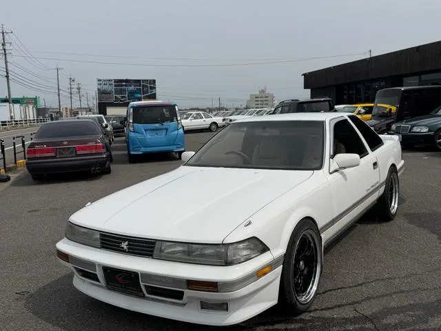Toyota SOARER 1989 из Японии — купить под ключ