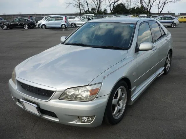 Toyota ALTEZZA 1999 из Японии — купить под ключ