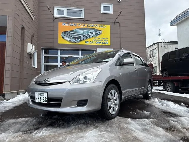 Toyota WISH 2005 из Японии — купить под ключ