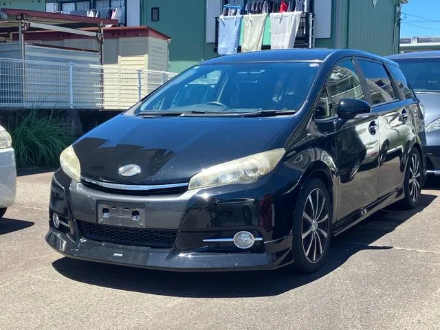 Toyota WISH 2012 из Японии — купить под ключ