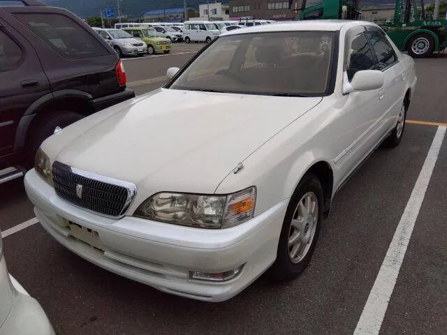 Toyota CRESTA 1998 из Японии — купить под ключ