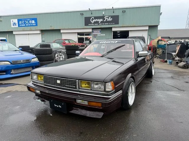Toyota CRESTA 1988 из Японии — купить под ключ
