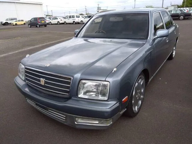 Toyota CENTURY 1997 из Японии — купить под ключ