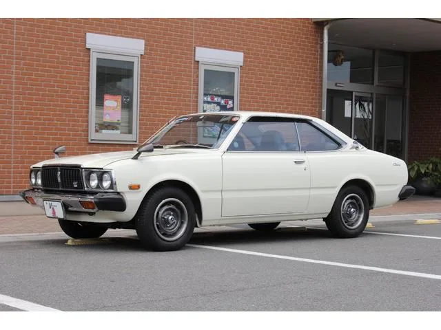 Toyota CORONA 1977 из Японии — купить под ключ