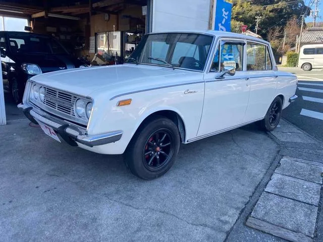 Toyota CORONA 1968 из Японии — купить под ключ